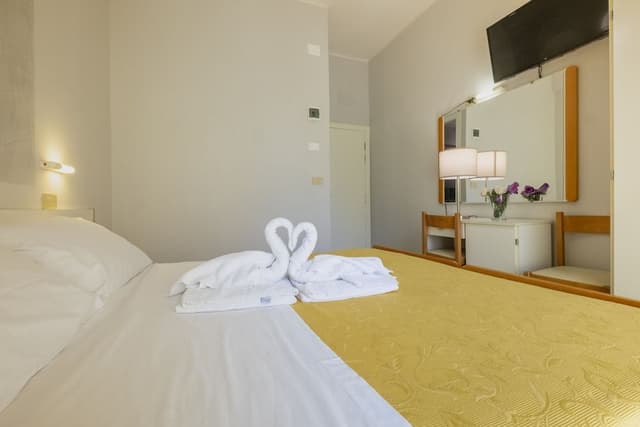 Standard Double Room, 1 Queen Bed
