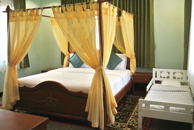 1-Bedroom Villa with Pool View