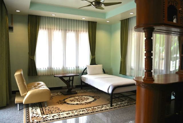 1-Bedroom Villa with Pool View