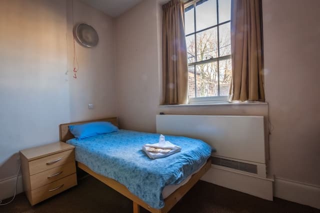 Basic Single Room, 1 Twin Bed, Ensuite