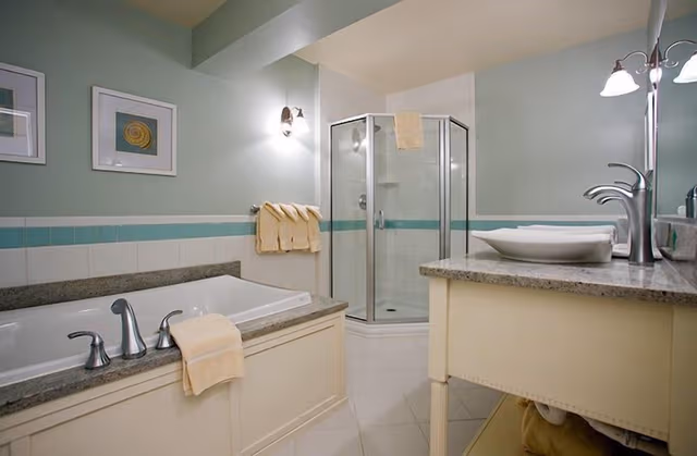 Ocean Suites King Floor 1