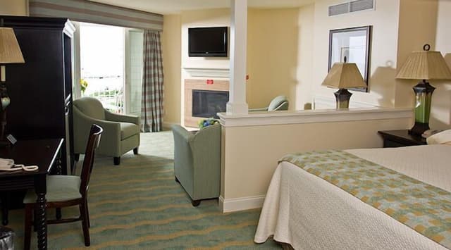 Ocean Suites King Floor 1