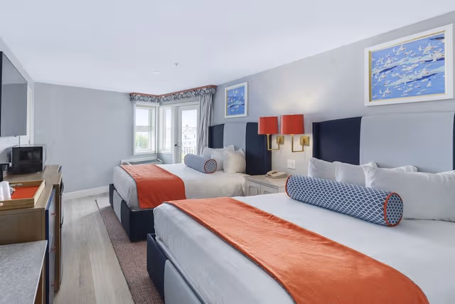 2 Queens Atrium Limited Ocean View