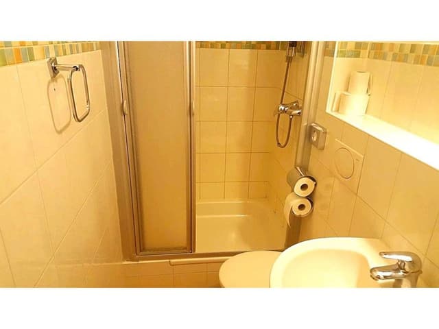 Economy Double or Twin Room, Shared Bathroom