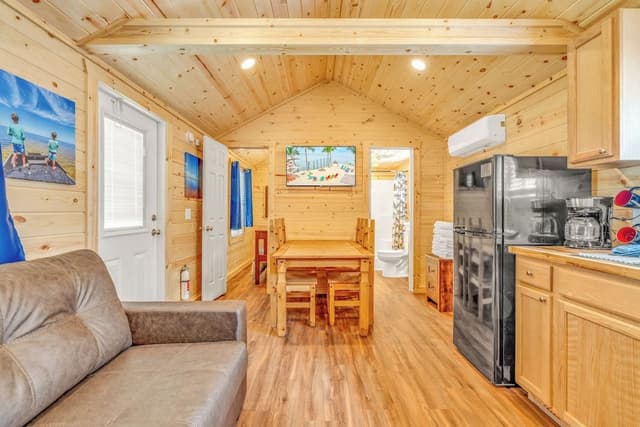 Standard Cabin