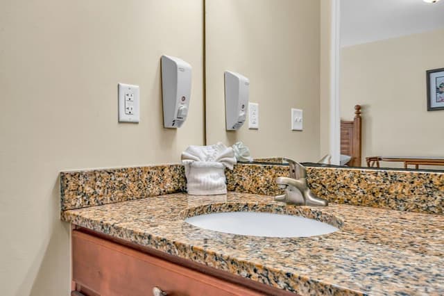 Superior Room, 2 Queen Beds, Kitchenette (2nd Floor)