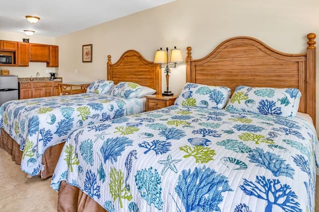 Superior Room, 2 Queen Beds, Kitchenette (2nd Floor)