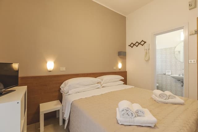 Double Room, Balcony