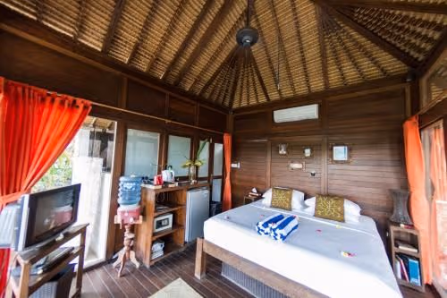 Bungalow with Plunge Pool