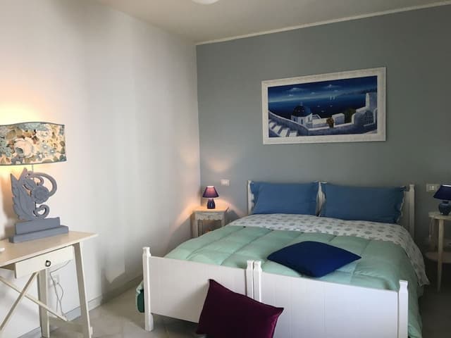 Deluxe Apartment, 2 Bedrooms, Kitchen, Courtyard View