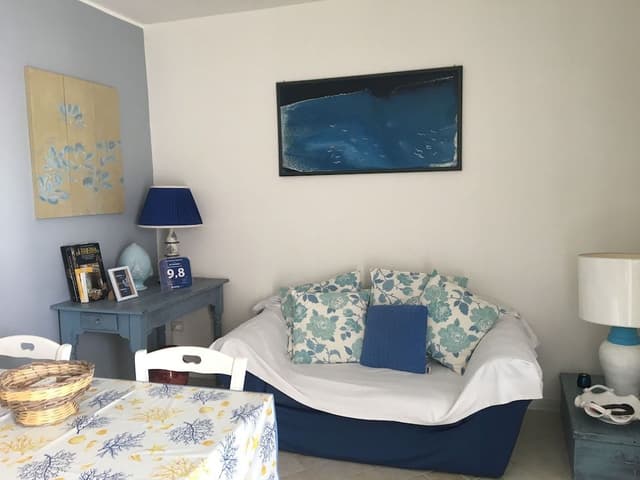 Deluxe Apartment, 2 Bedrooms, Kitchen, Courtyard View