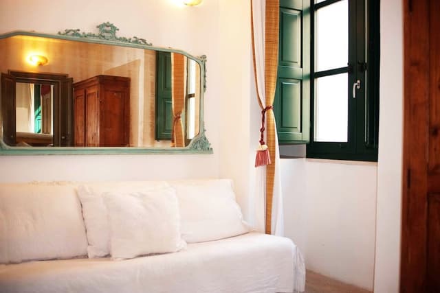 Deluxe Apartment, 3 Bedrooms, Fireplace, City View (Bianco)