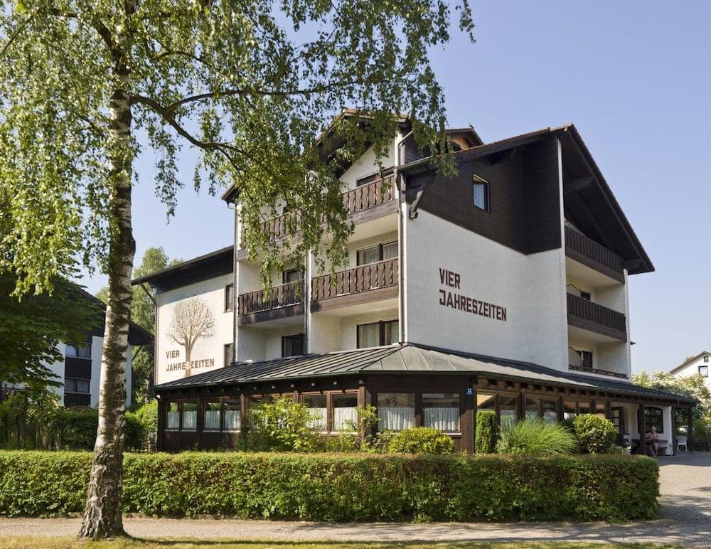 Hotel Garni Vier Jahreszeiten Hotel Garni Vier Jahreszeiten