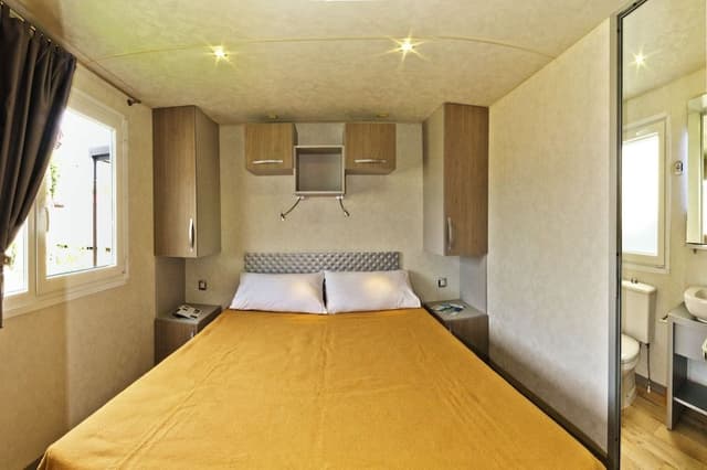 Deluxe Mobile Home