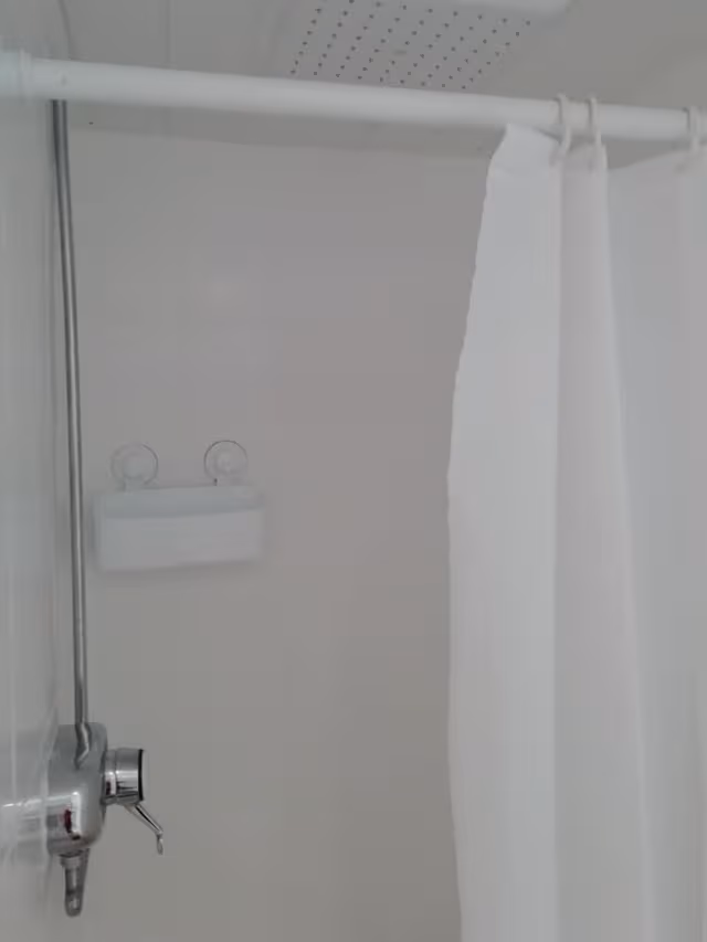 Double Room, 1 King Bed