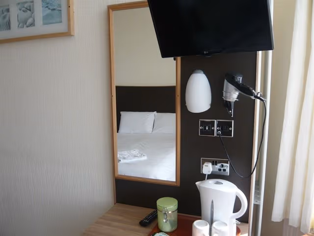 Suite, Ensuite, Sea View (2 Adults +2 Kids Under 15)