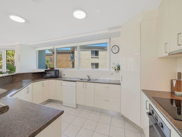 Standard Apartment, Multiple Bedrooms, Non Smoking, Kitchen (3 Bed Standard)