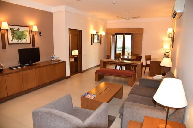 One Bedroom Suite