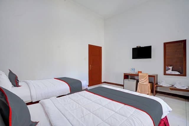 Deluxe Twin Room