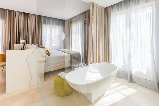 Romantic Suite, Sea View