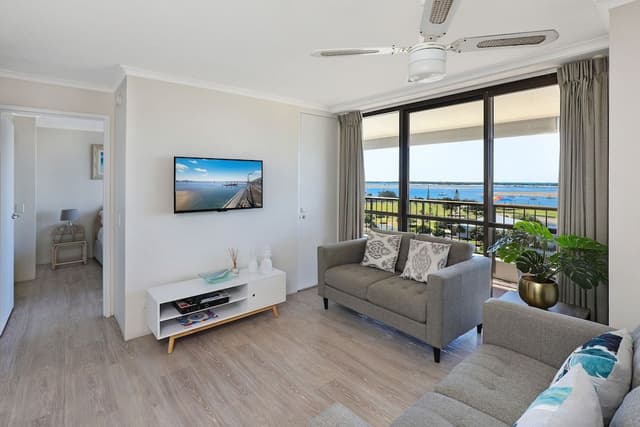 Standard Apartment, 1 Bedroom, Marina View (3 Night Stay)