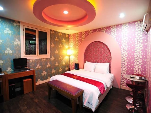 Standard Room for 2 People