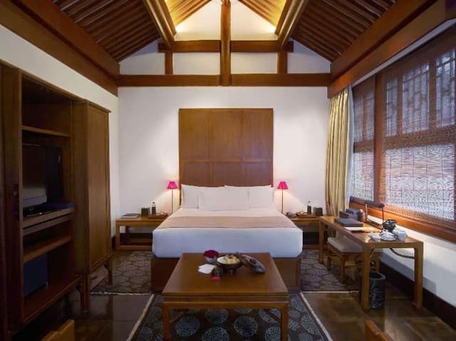 Courtyard Guest Room