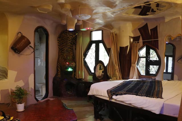 Tiger Room