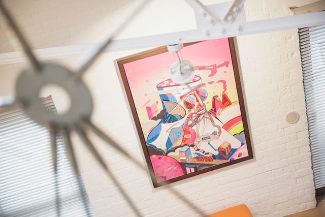 Super Deluxe Two Bedroom Loft Apartment (The While Loft)