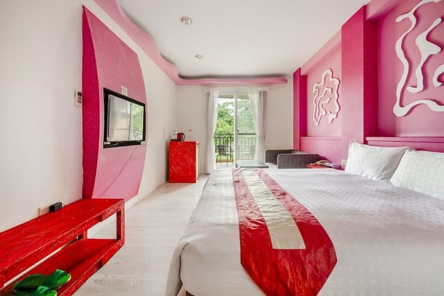 Double Room, Bathtub, Mountain View