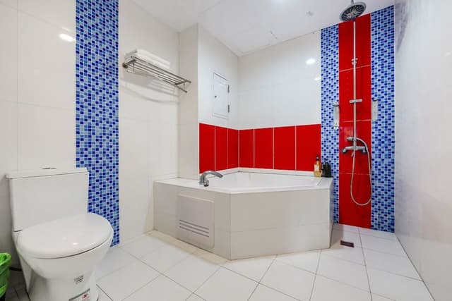 Double Room, Bathtub, Mountain View