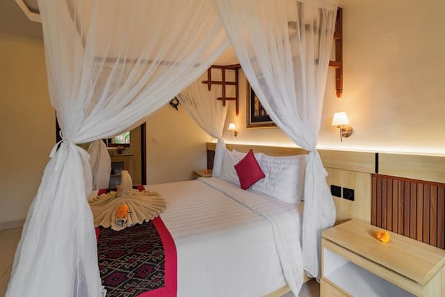 Deluxe Double Room, 1 Bedroom, Pool View, Ground Floor