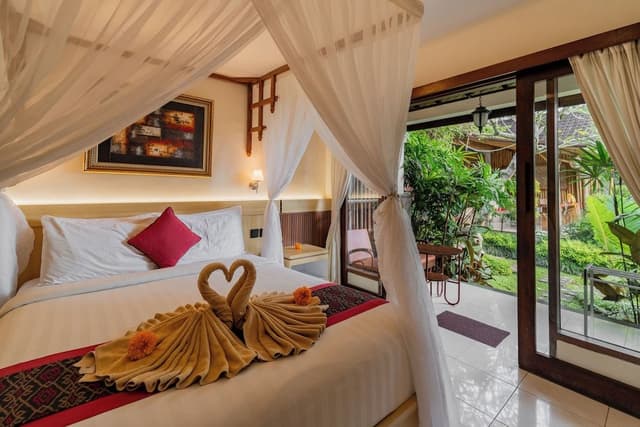 Deluxe Double Room, 1 Bedroom, Pool View, Ground Floor