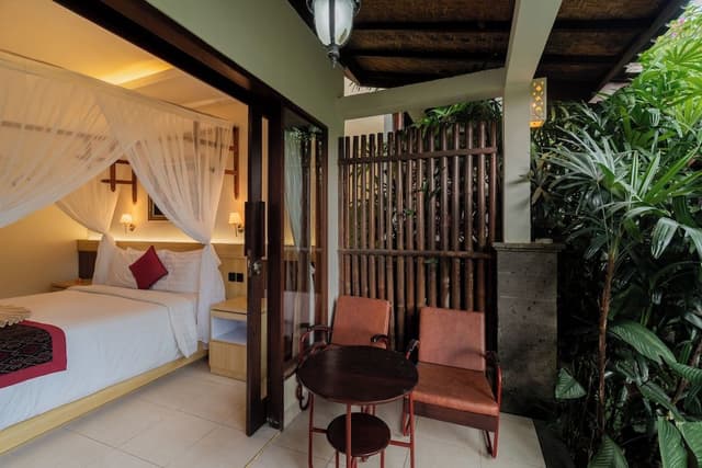 Deluxe Double Room, 1 Bedroom, Pool View, Ground Floor