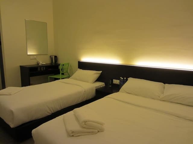 Triple Room