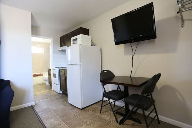 Double Bed Pet Friendly