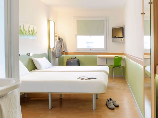 Twin Room, 2 Twin Beds