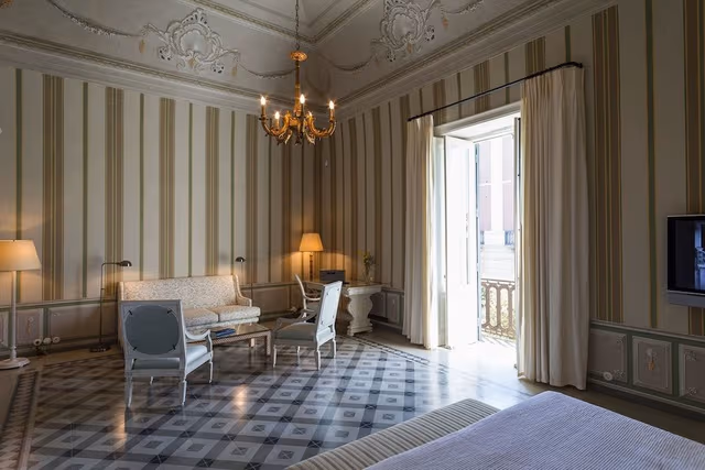 Suite, Balcony (Six)