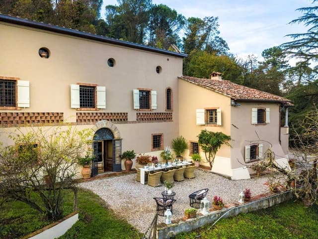 Villa