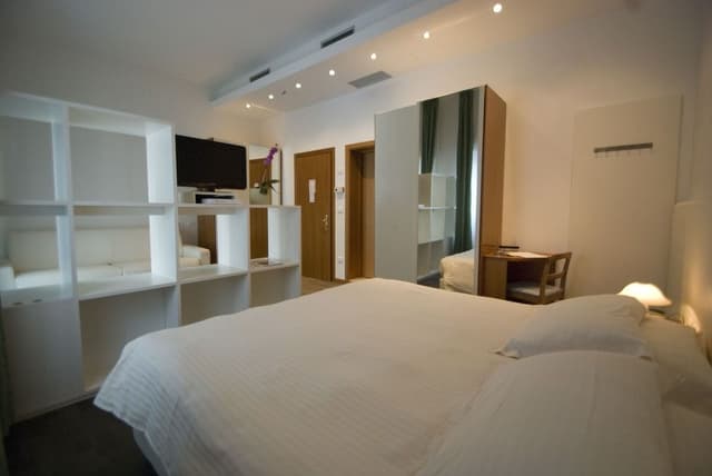 Classic Quadruple Room
