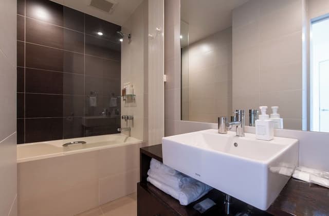 2 Bedroom Suite