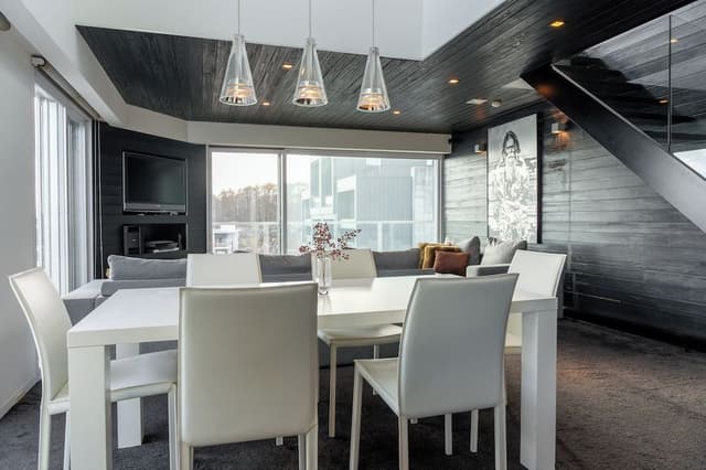 3 Bedroom Penthouse Suite S502