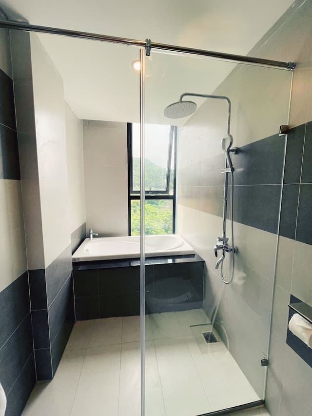 Family Studio Suite, Poolside