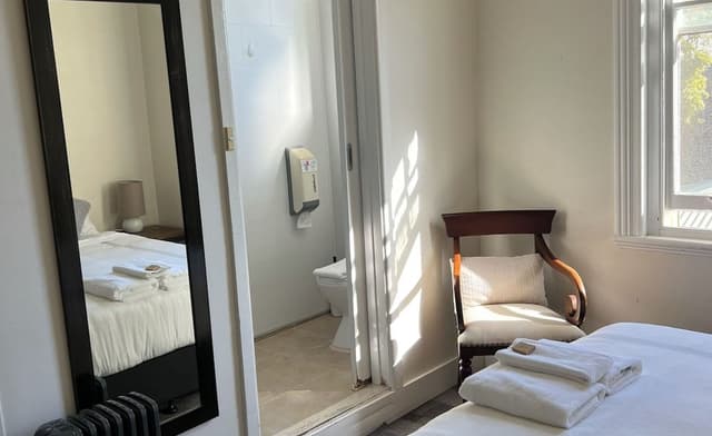 Double Room, Private Bathroom