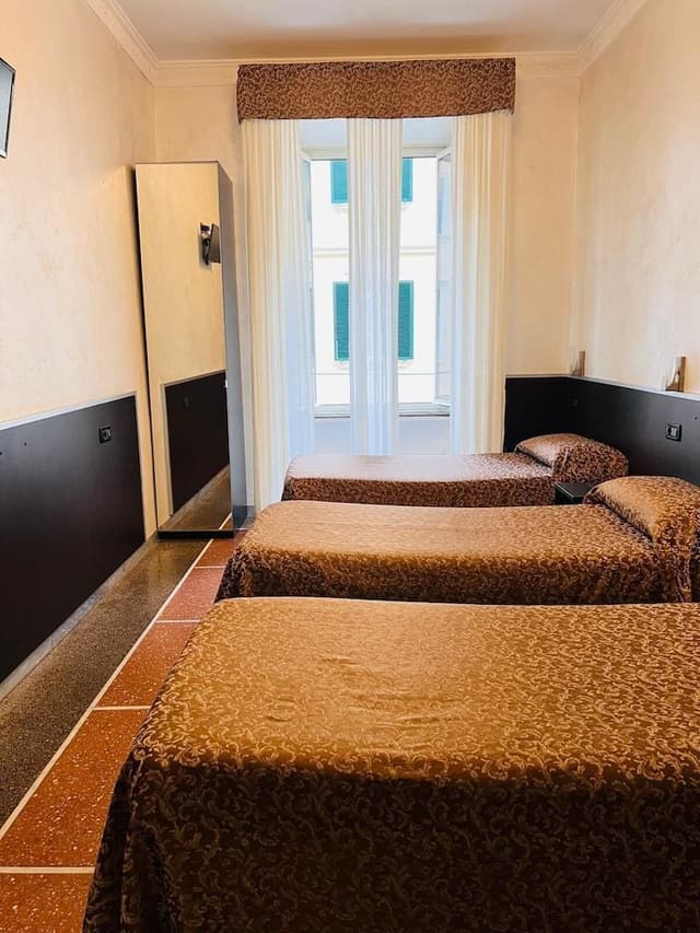 Comfort Triple Room