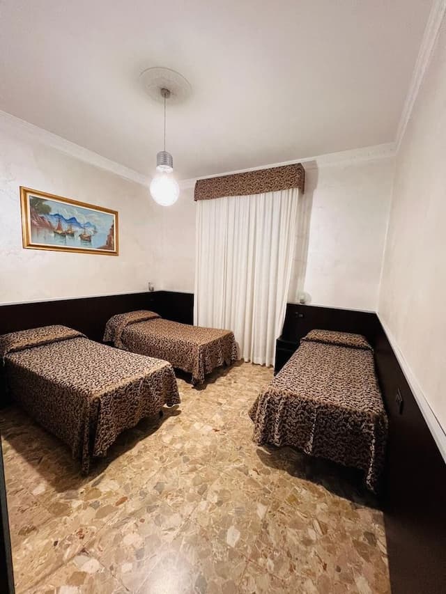 Comfort Triple Room