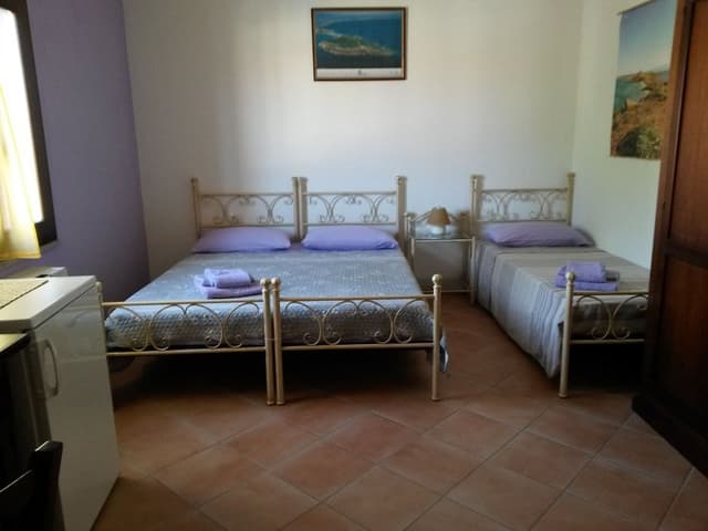 Triple Room
