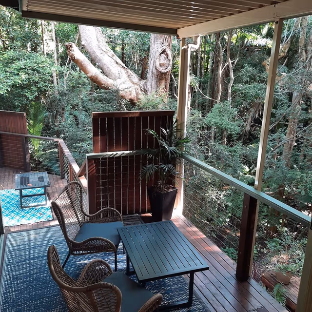 Dreamtime: Rainforest Treehouse