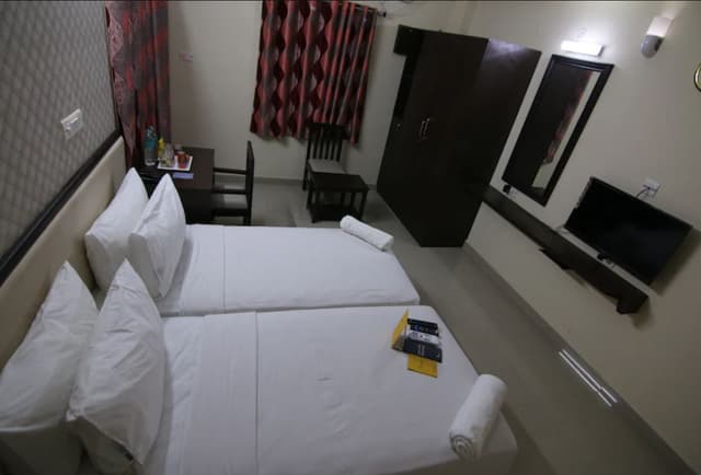 Day-use Room Same Day check-in & Check-out(10am to 7pm)