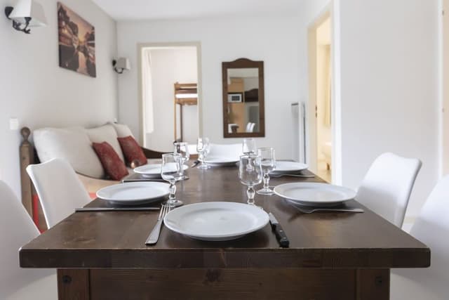 Family Apartment (6 People)